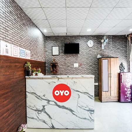 Hotel O Dream Palace Inn Нойда Экстерьер фото